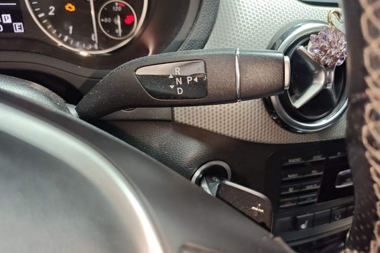Used Mercedes-Benz B-Class 2012 B 200 Gear Lever