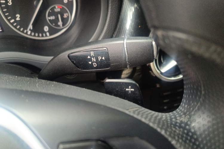 Used Mercedes-Benz B-Class 2012 B 180 Gear Lever