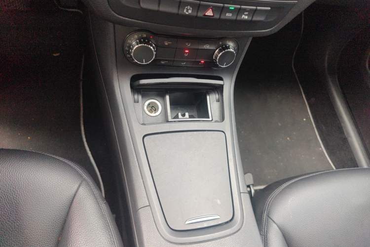 Used Mercedes-Benz B-Class 2012 B 180 Gear Lever