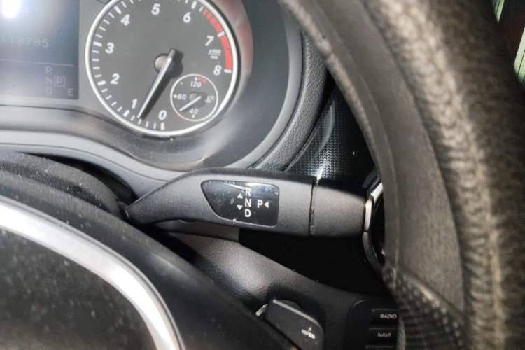 Used Mercedes-Benz B-Class 2012 B 180 Gear Lever