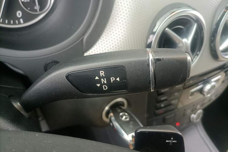 Used Mercedes-Benz B-Class 2012 B 200 Gear Lever
