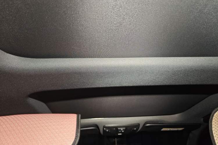 Used Mercedes-Benz B-Class 2012 B 180 Headliner