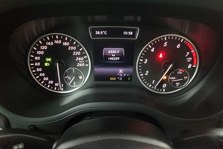 Used Mercedes-Benz B-Class 2012 B 200 Instrument Cluster