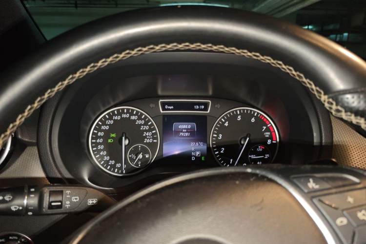 Used Mercedes-Benz B-Class 2012 B 200 Instrument Cluster