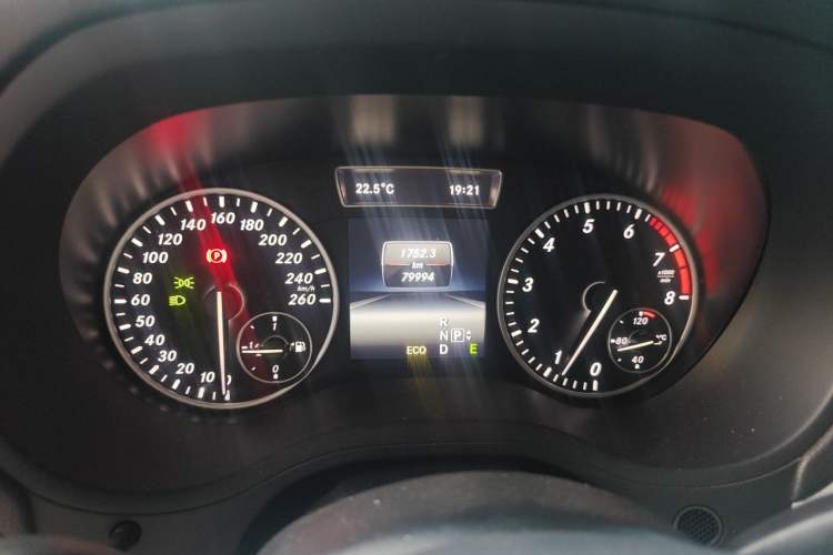Used Mercedes-Benz B-Class 2012 B 200 Instrument Cluster