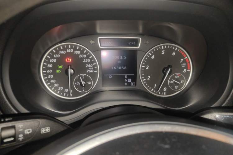 Used Mercedes-Benz B-Class 2012 B 180 Instrument Cluster