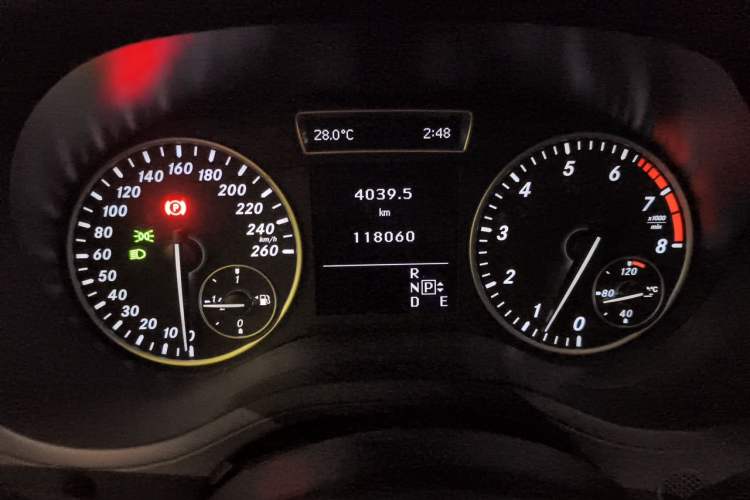 Used Mercedes-Benz B-Class 2012 B 180 Instrument Cluster