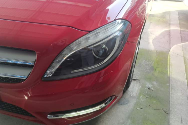 Used Mercedes-Benz B-Class 2012 B 200 Left Front Headlight