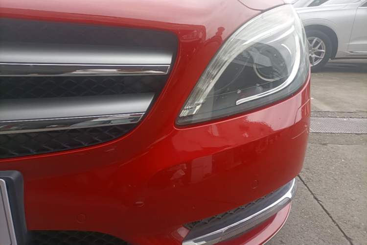 Used Mercedes-Benz B-Class 2012 B 200 Left Front Headlight
