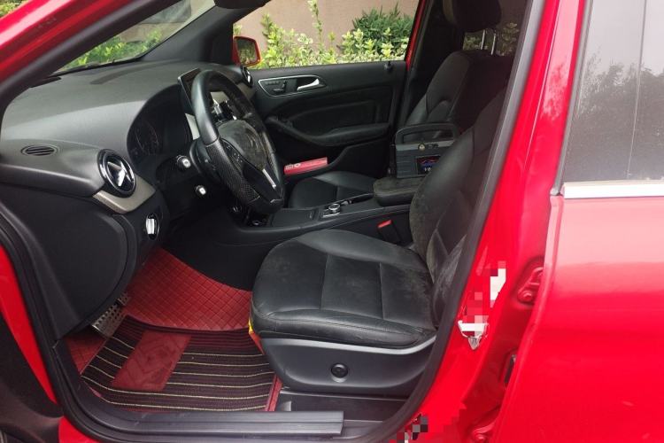 Used Mercedes-Benz B-Class 2012 B 200 Left Front Seat