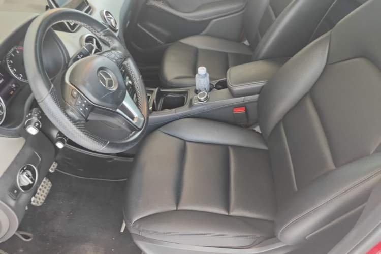 Used Mercedes-Benz B-Class 2012 B 200 Left Front Seat