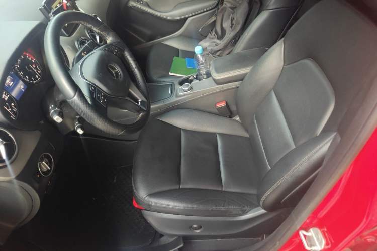 Used Mercedes-Benz B-Class 2012 B 200 Left Front Seat