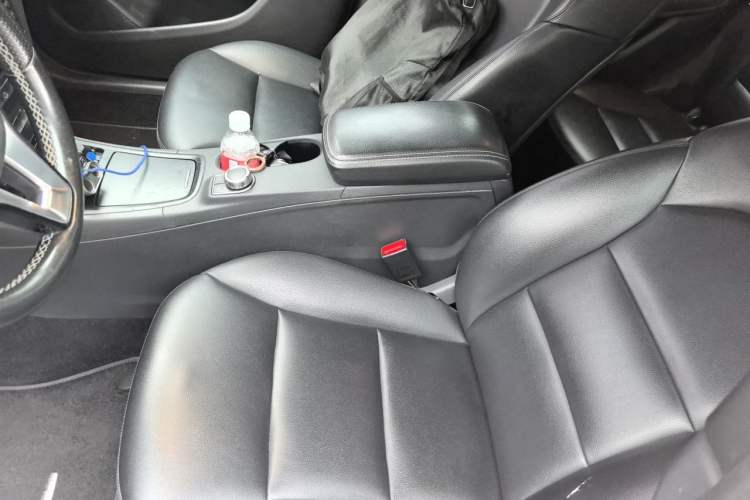 Used Mercedes-Benz B-Class 2012 B 200 Left Front Seat
