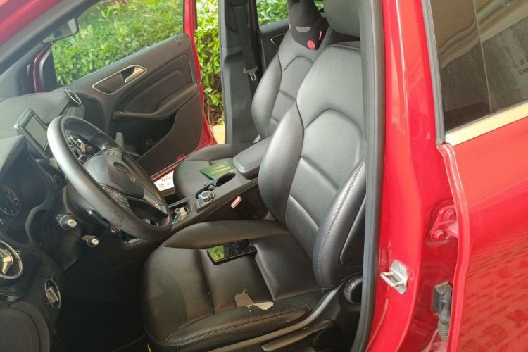 Used Mercedes-Benz B-Class 2012 B 180 Left Front Seat