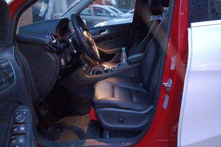 Used Mercedes-Benz B-Class 2012 B 180 Left Front Seat