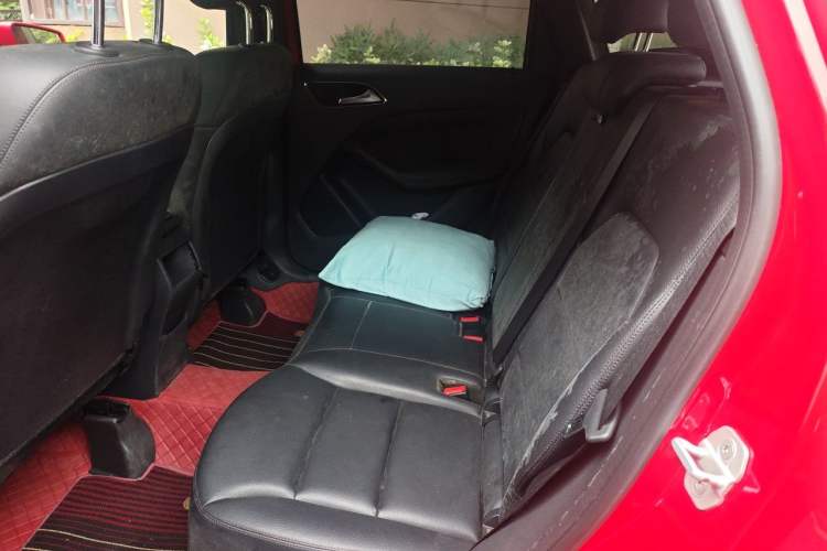 Used Mercedes-Benz B-Class 2012 B 200 Left Rear Seat