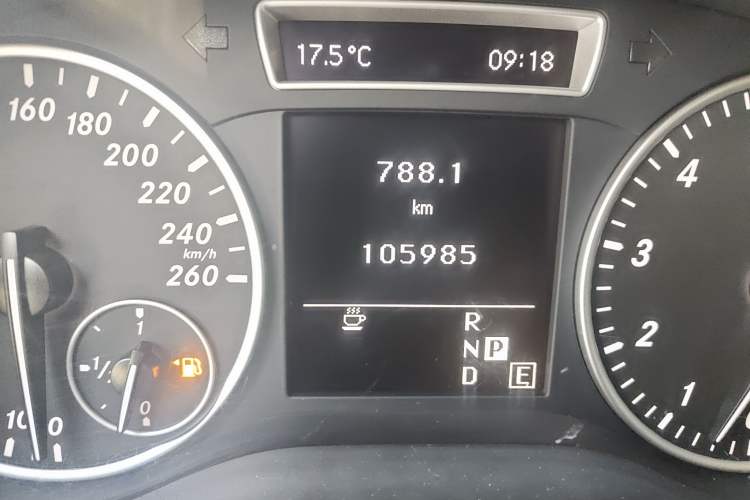 Used Mercedes-Benz B-Class 2012 B 180 Odometer Close Up