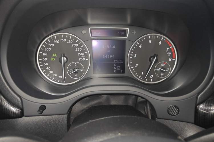 Used Mercedes-Benz B-Class 2012 B 180 Odometer Close Up