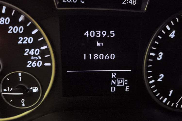 Used Mercedes-Benz B-Class 2012 B 180 Odometer Close Up