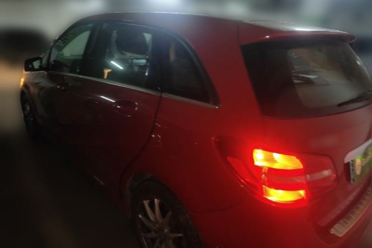 Used Mercedes-Benz B-Class 2012 B 180 Rear Left 45 Deg