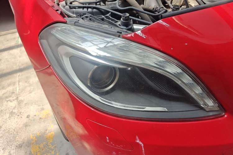 Used Mercedes-Benz B-Class 2012 B 200 Right Front Headlight