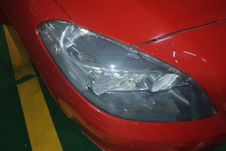 Used Mercedes-Benz B-Class 2012 B 180 Right Front Headlight