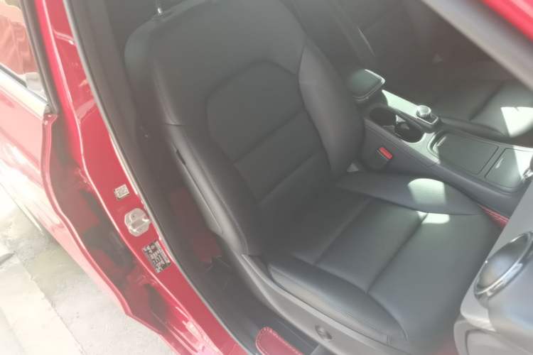 Used Mercedes-Benz B-Class 2012 B 200 Right Front Seat