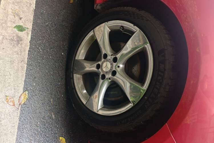Used Mercedes-Benz B-Class 2012 B 200 Right Front Wheel Hub