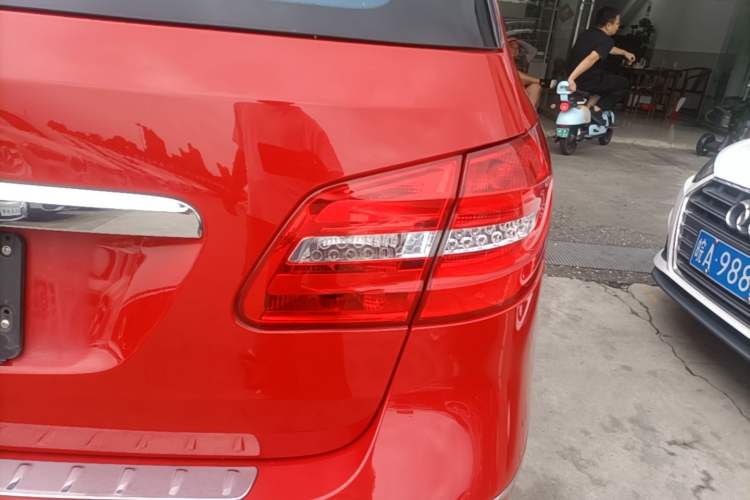 Used Mercedes-Benz B-Class 2012 B 200 Right Rear Taillight