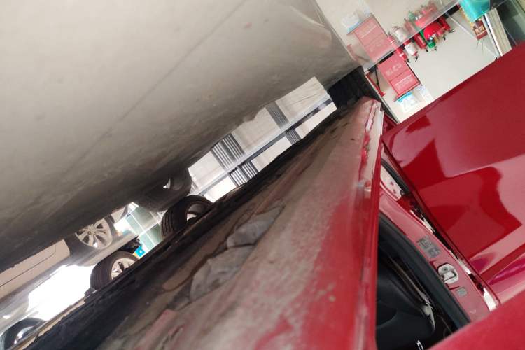 Used Mercedes-Benz B-Class 2012 B 200 Right Side Sill