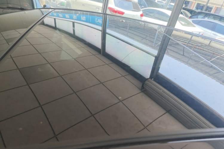 Used Mercedes-Benz B-Class 2012 B 200 Roof