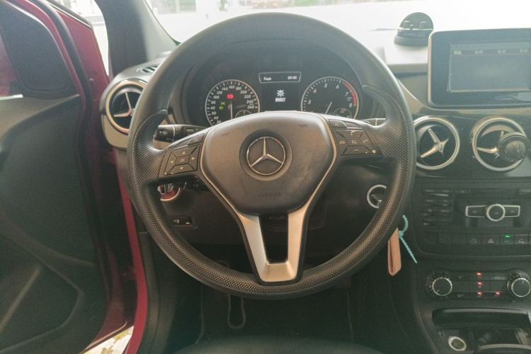 Used Mercedes-Benz B-Class 2012 B 180 Steering Wheel