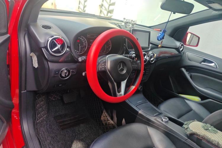 Used Mercedes-Benz B-Class 2012 B 180 Steering Wheel
