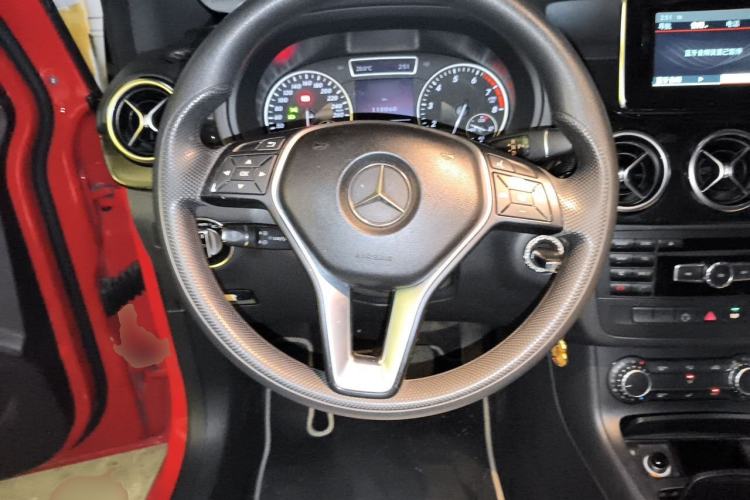 Used Mercedes-Benz B-Class 2012 B 180 Steering Wheel