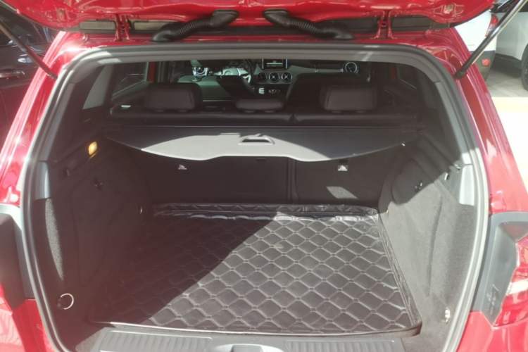 Used Mercedes-Benz B-Class 2012 B 200 Trunk