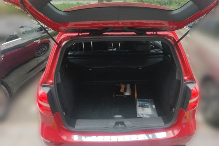 Used Mercedes-Benz B-Class 2012 B 180 Trunk