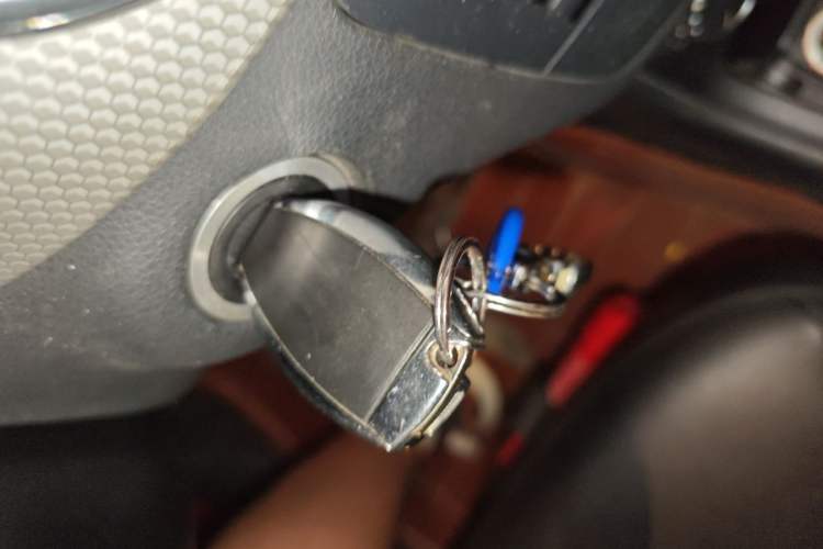 Used Mercedes-Benz B-Class 2012 B 200 Vehicle Key