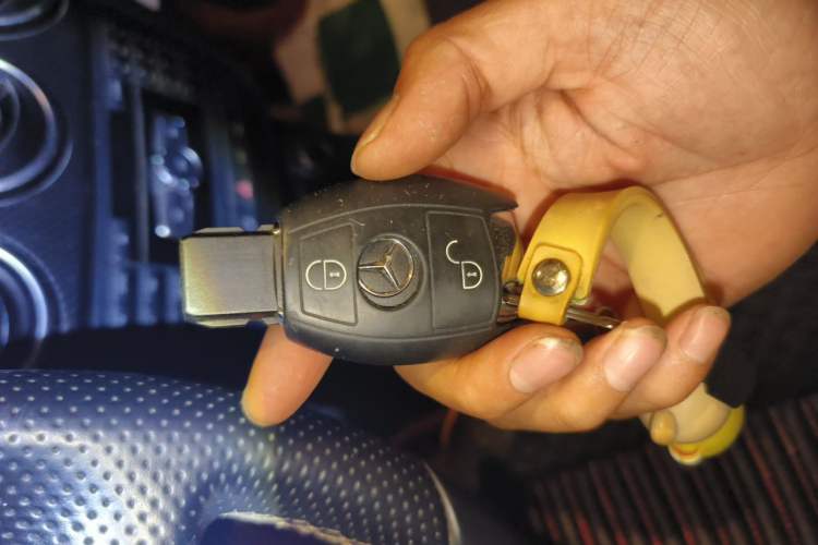Used Mercedes-Benz B-Class 2012 B 200 Vehicle Key