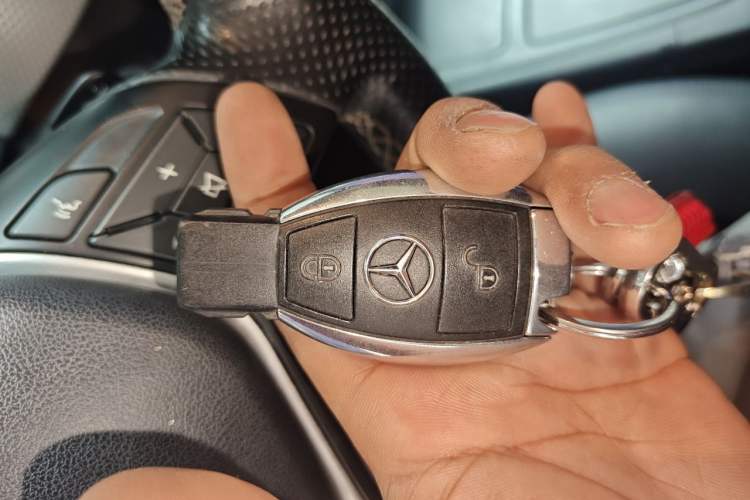 Used Mercedes-Benz B-Class 2012 B 200 Vehicle Key