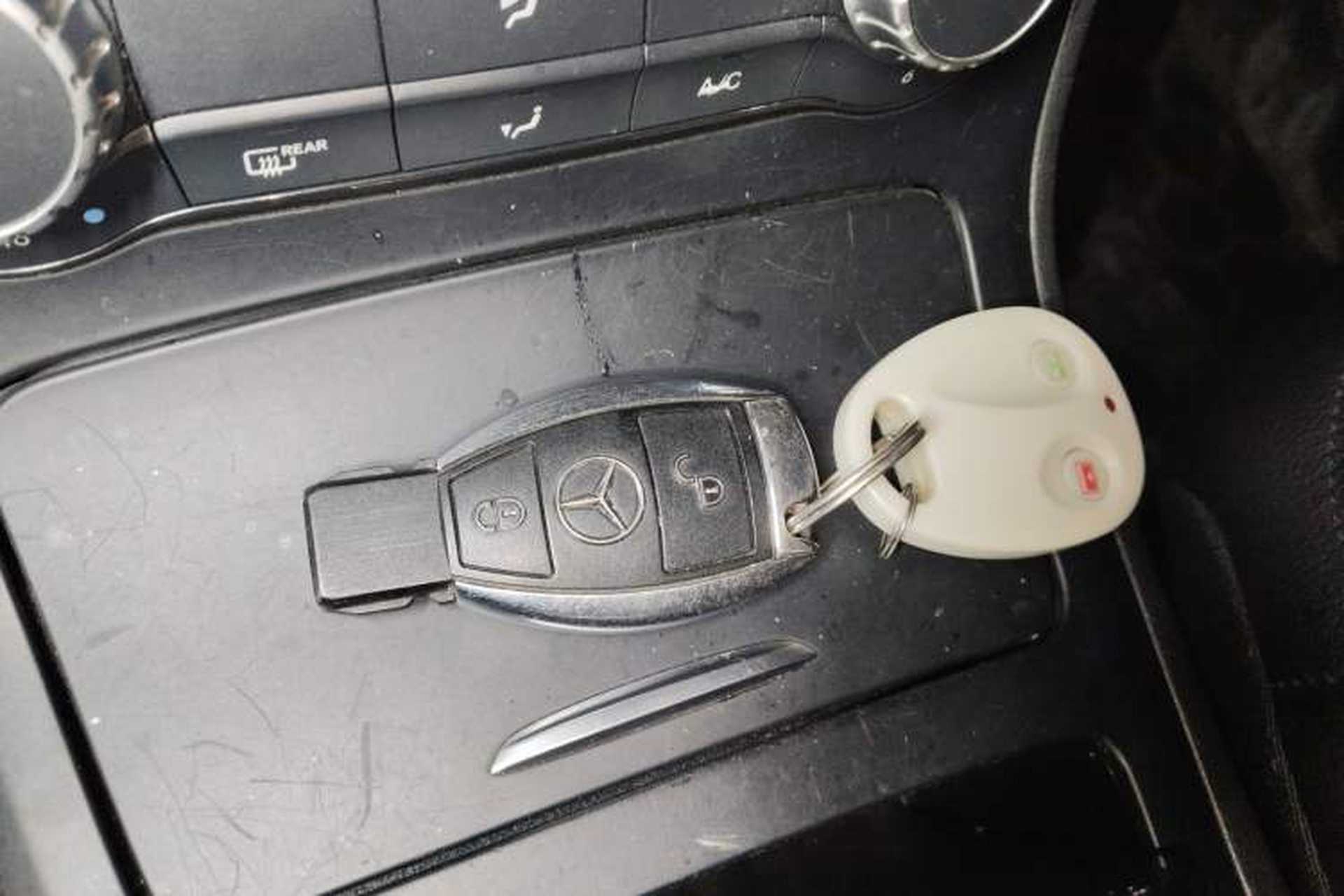 Used Mercedes-Benz B-Class 2012 B 180 Vehicle Key