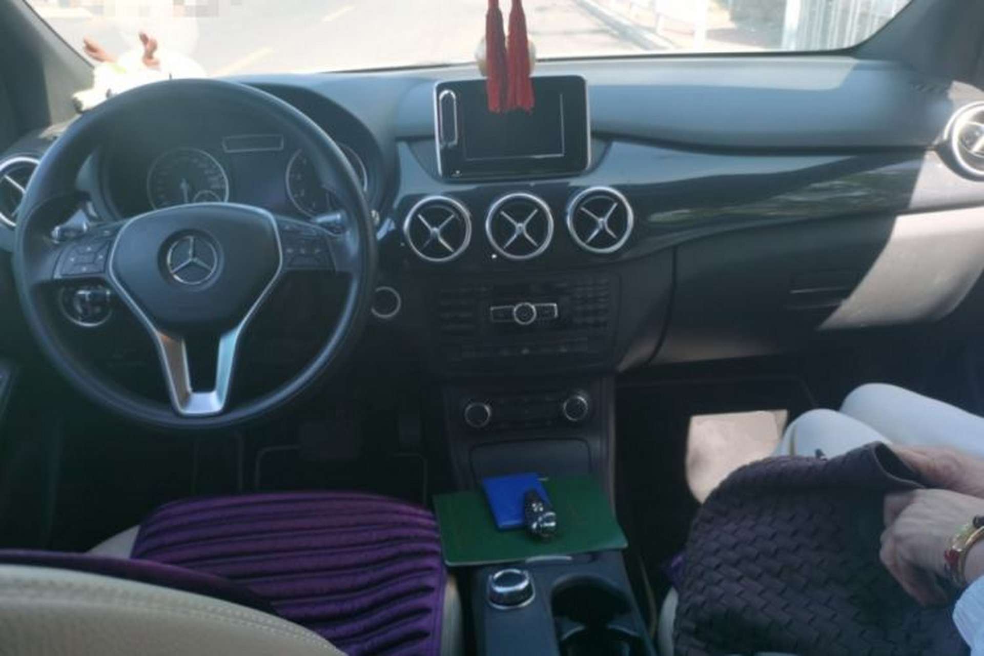Used Mercedes-Benz B-Class 2012 B 180 Center Console