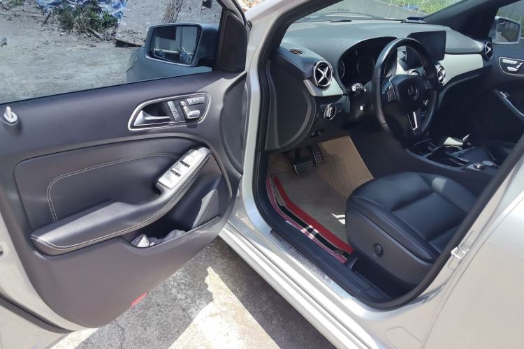 Used Mercedes-Benz B-Class 2012 B 200 Driver Seat