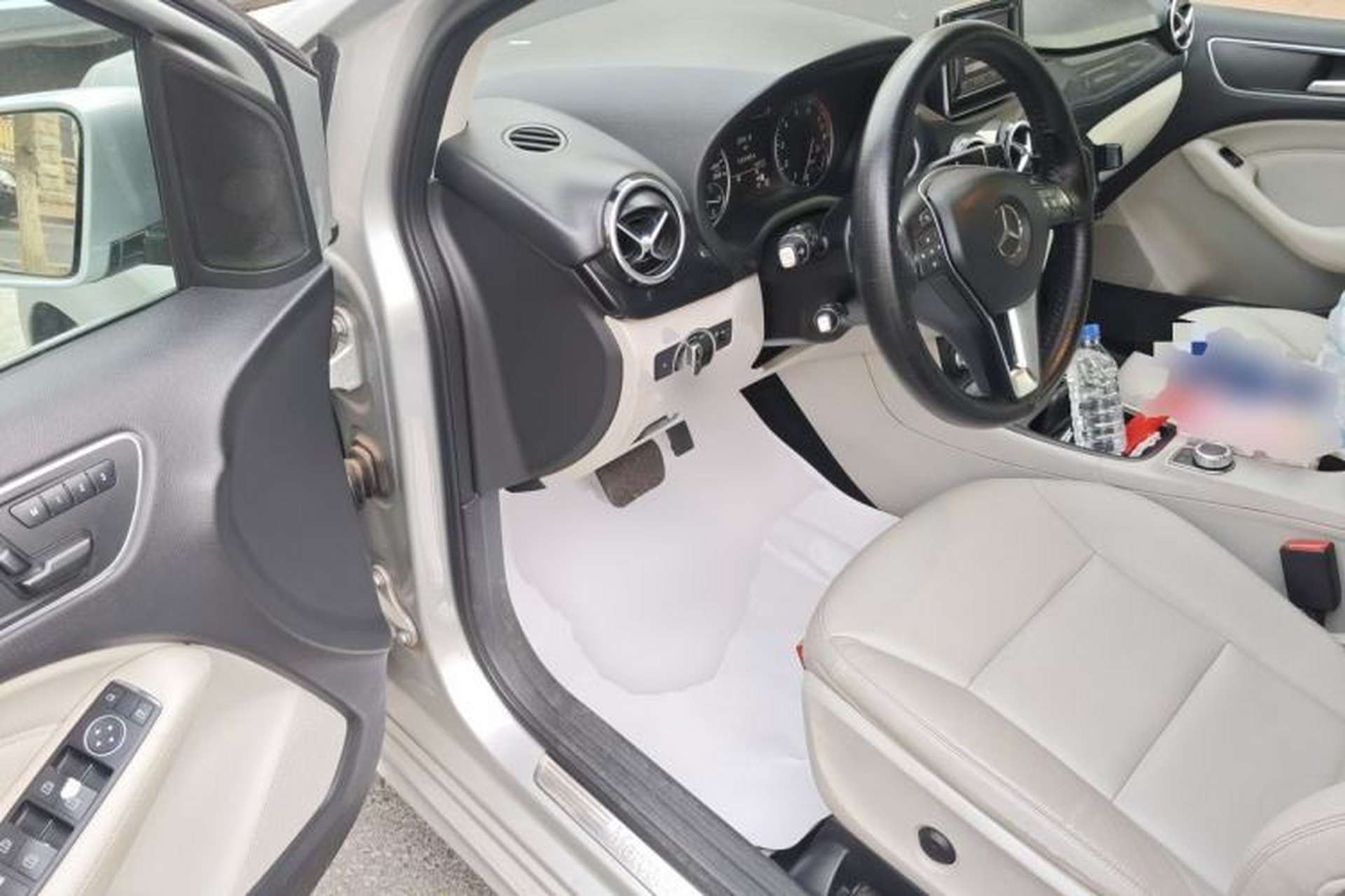 Used Mercedes-Benz B-Class 2012 B 180 Driver Seat