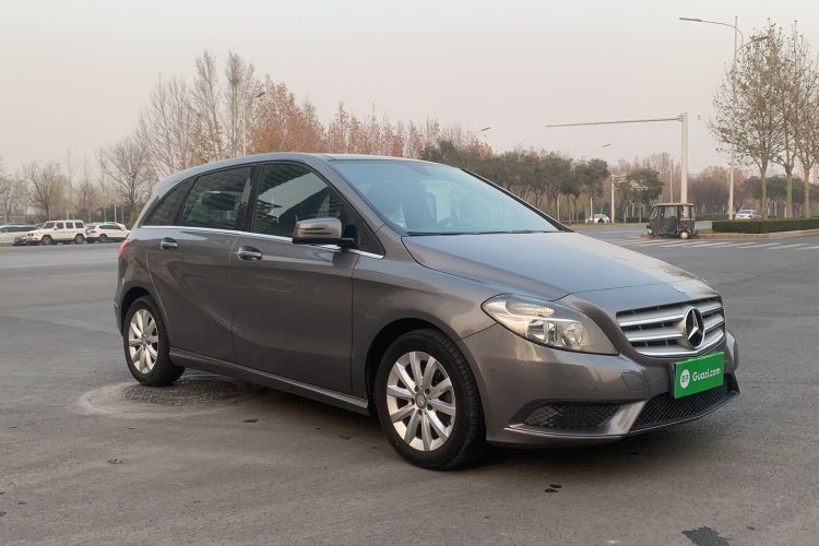 Used Mercedes-Benz B-Class 2012 B 180 Exterior 2