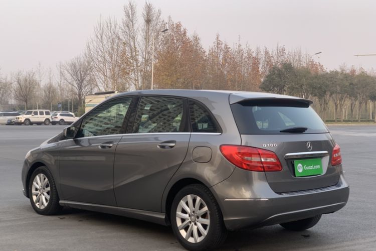 Used Mercedes-Benz B-Class 2012 B 180 Exterior 3