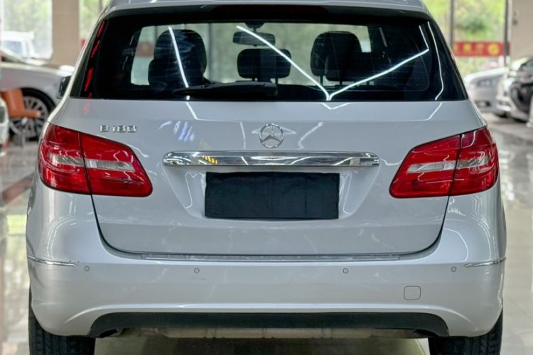 Used Mercedes-Benz B-Class 2012 B 180 Exterior 5