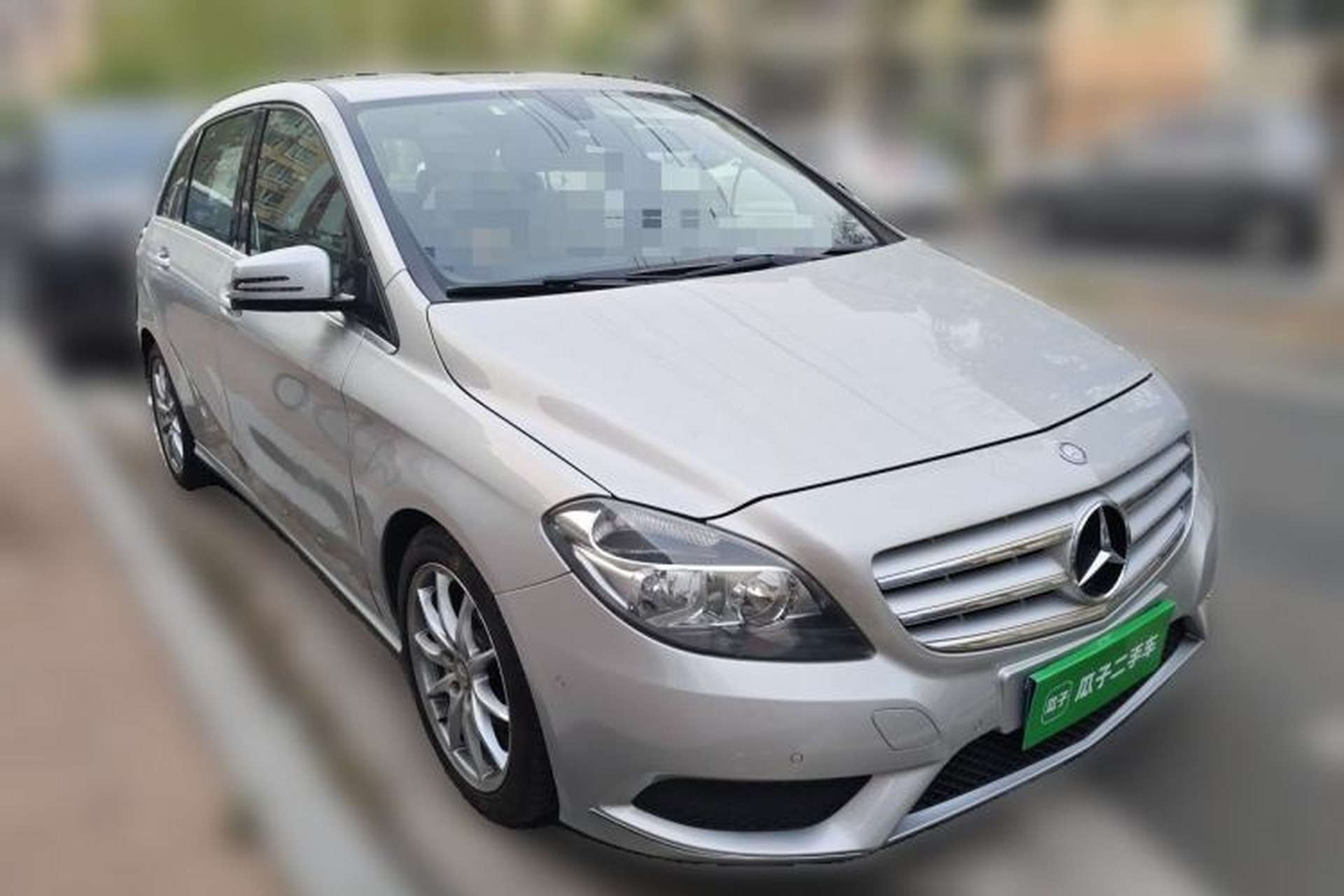 Used Mercedes-Benz B-Class 2012 B 180 Front Right 45 Deg