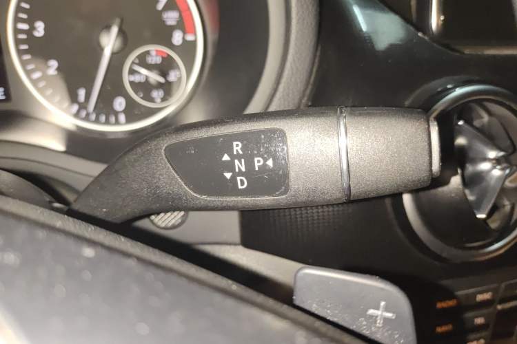Used Mercedes-Benz B-Class 2012 B 180 Gear Lever