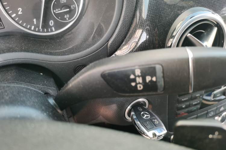 Used Mercedes-Benz B-Class 2012 B 180 Gear Lever