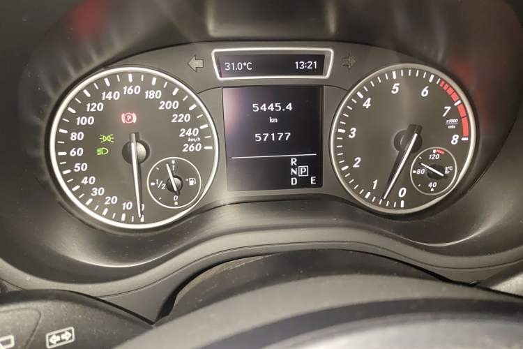 Used Mercedes-Benz B-Class 2012 B 180 Instrument Cluster
